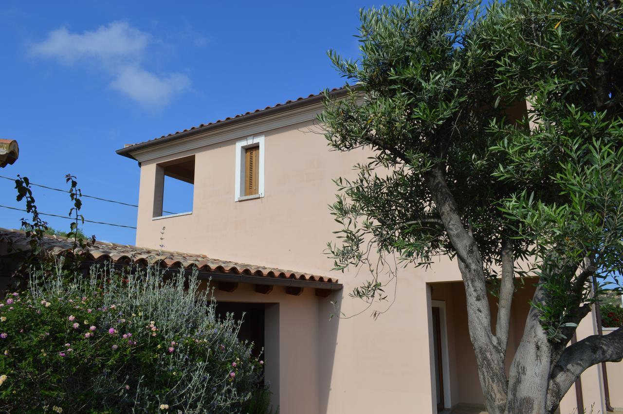 Guest Rooms Affittacamere San Teodoro  Exterior foto